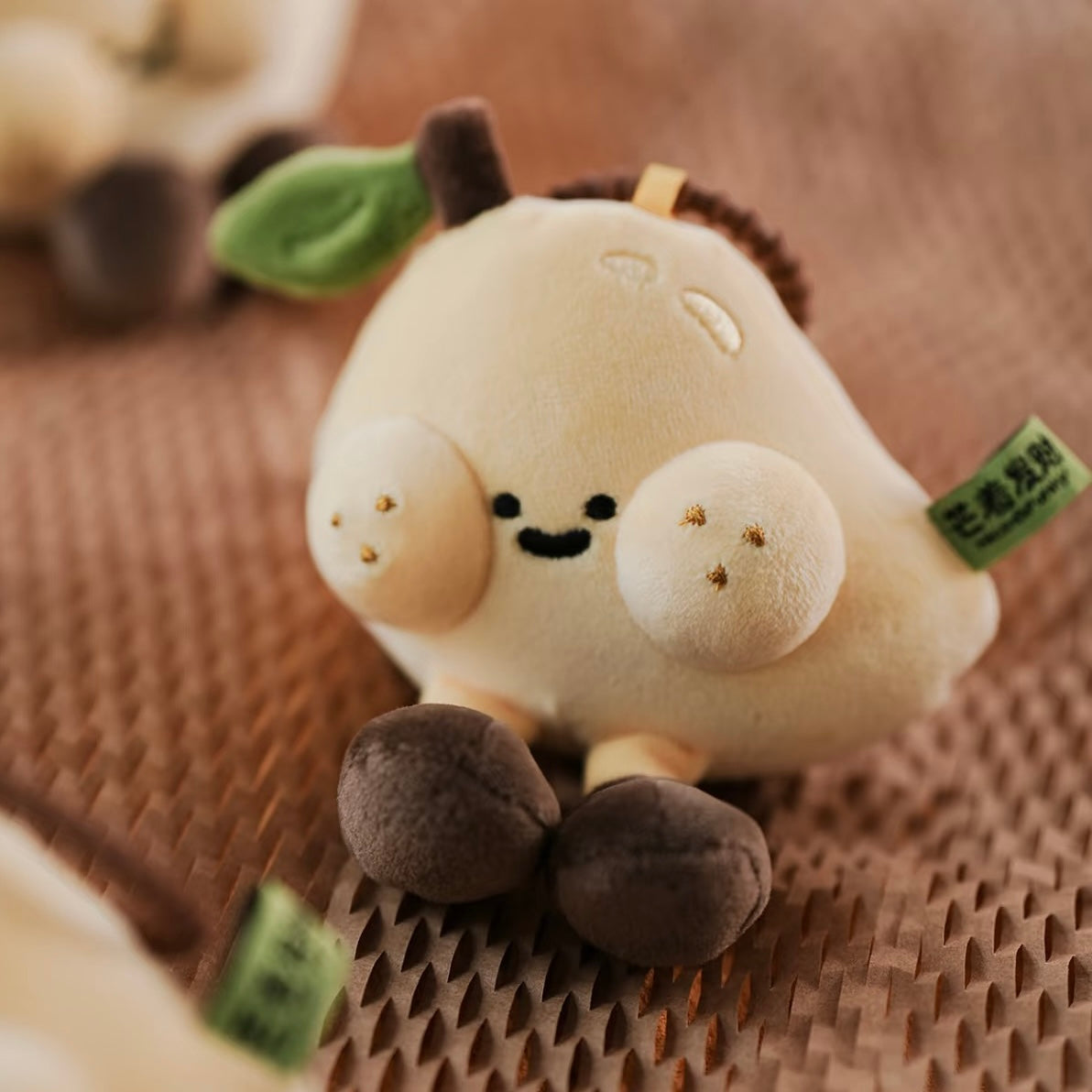 [PRE-ORDER] Lucky Orchard Series-Mango Shaped Plush Pendant