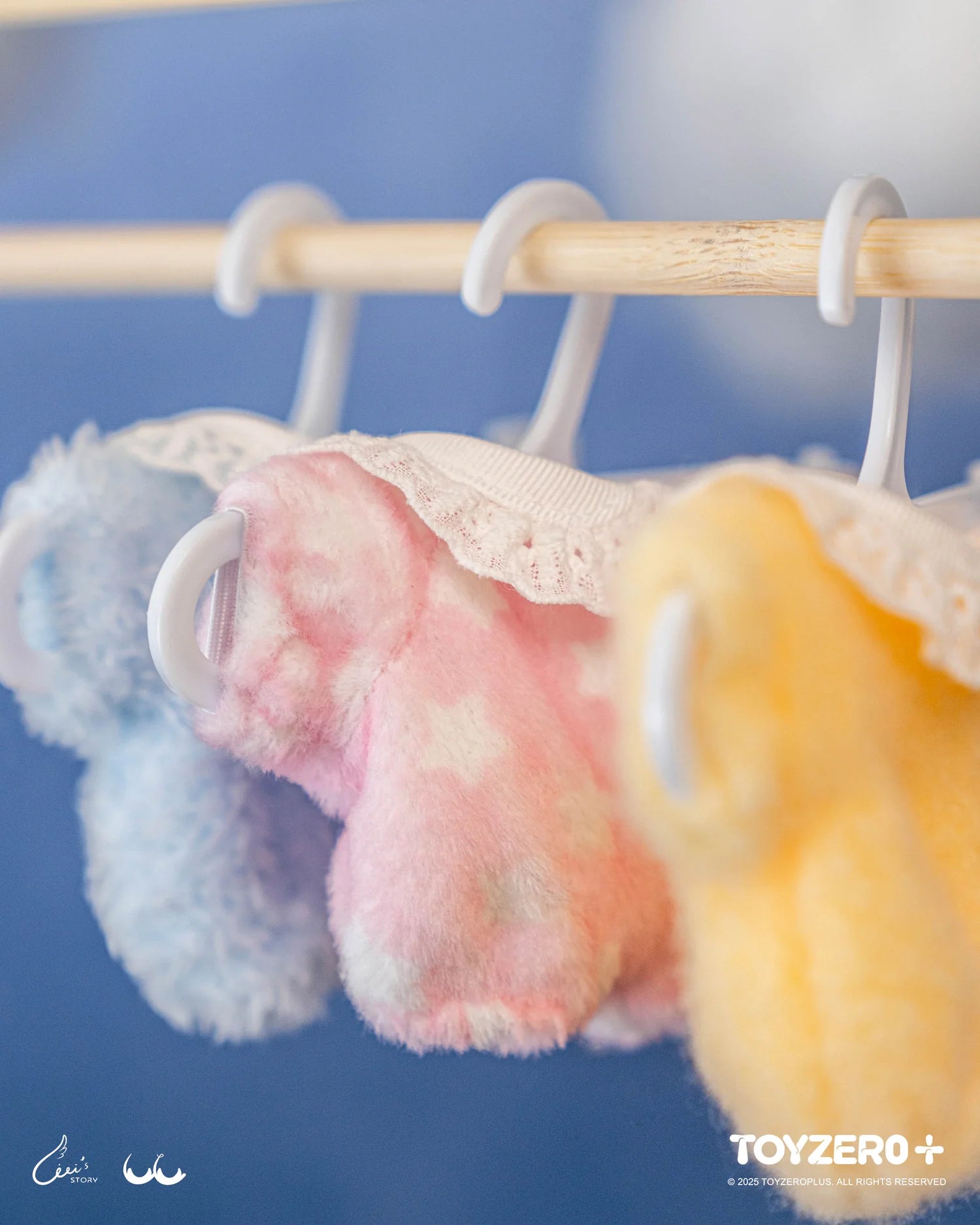 Lulu The Piggy-Lulu's Dreaming Wonderland Series Vinyl Plush Keychain Blind Box (Box of 6)